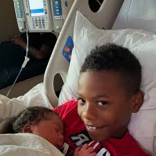 Life lately 😍 I don't think I've ever been happier. #love #family #boymom  #momlife #mommination #millenialmarriage #couplegoals #momof3 #cameracrumbs