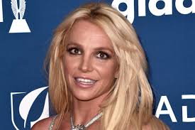 Doch im sommer setzte sich die sängerin dafür ein, dass jemand anderes. Britney Spears Sangerin Will Vater Jamie Vormundschaft Entziehen Gala De
