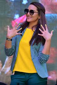 Check spelling or type a new query. Sonakshi Sinha Enters Guinness Book Of World Record Just By Painting Her Nails Bollywood News India Tv
