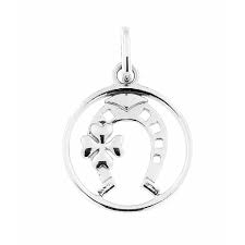 La légende dit qu'eve portait un trèfle magique quand elle fut chassée du paradis. Pendentif Argent Rond Avec Fer A Cheval Et Trefle 4 Feuilles Ref 45079