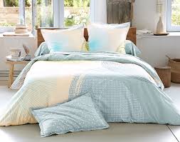 Parure housse de couette composé d'une housse de couette 140x200 cm et sa taie d'oreiller 63x63cm. Linge De Lit Ado Housse De Couette Ado Becquet