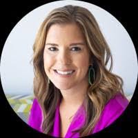 Danielle Fetty's Instagram, Twitter & Facebook