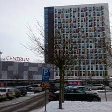 Segeltorp ligger i kommunens nordvästliga del på gränsen mot stockholms kommun. Photos At Flemingsberg Huddinge Storstockholm