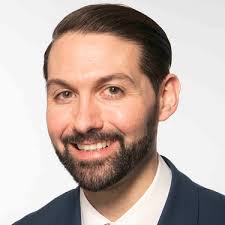 Clint Plummer's Instagram, Twitter & Facebook