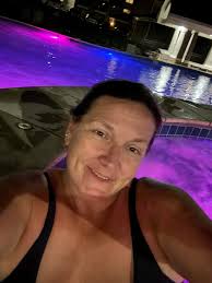 Becky Rowe (@becky.rowe774) • Instagram photos and videos