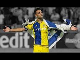 Born 25 july 1987) is an israeli professional footballer who plays as an attacking midfielder or as a striker for psv eindhoven and the israel national team. Eran Zahavi Highest Single Season Goalscorer Of Ligat Ha Al Youtube Seasons Kobe Bryant Wallpaper Single