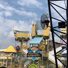 This brand new water theme park features a total of 14 thrilling state of the art water rides including the first in malaysia water cannon which will provide the never ending fun for the entire family. Fotos Bei Bangi Wonderland Theme Park Resort 12 Tipps Von 2365 Besucher