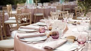 Los cupcakes para bodas se han convertido, cada vez más, en una atractiva alternativa a las tradicionales tartas de boda. Cancelacion De Boda Durante El Estado De Alarma Servicios Ya Pagados