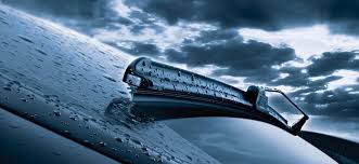 Kit wiper fluid memang sering kali direkomendasikan oleh berbagai situs otomotif untuk membersihkan kaca mobil. Tips Merawat Karet Wiper Toko Aki Resmi Bosch 0819 1150 0557