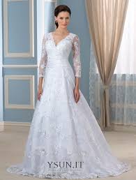 Modello a collo alto con maniche particolarmente ricco il corpetto realizzato in pizzo semitrasparente dal taglio impero, il seno è messo in evidenza da una fascia di piume di marabù che. Abito Da Sposa Vintage Pizzo Overlay Applique Quanto All Aperto Maniche Lunghe Www Ysun It