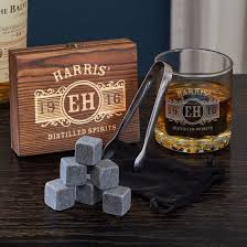 Take the stress out of finding valentine's day gifts for him in 2021—your boyfriend, husband, man, whoever—with these unique gift ideas for men of all real simple's editors have searched high and low for the best gift ideas for men (whether he's your boyfriend, husband, partner, or beau) that are. 17 Can T Miss Valentine S Day Gifts For Your Husband