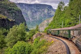 Geniales Online Tool Plane Deine Perfekte Rundreise Mit Bahn Bus Und Schiff Durch Norwegen In 2020 Reisen Norwegen Schiff