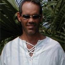 Derek Dowell (@DerekDowell)