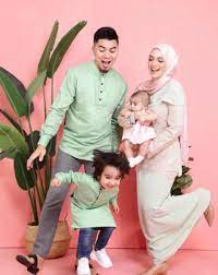 Anak amyra rosli menangis baca doa amar baharin dedah kisah sebenar jadi pd aqeef anaqi ketika itu. Amyra Tak Ziarah Raya Demi Keselamatan Anak