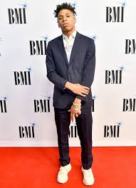 Bryson lashun potts (born november 1, 2002), better known as nle choppa (formerly ynr choppa), is an american rapper, singer, and songwriter. Nle Choppa Height Weight Shoe Size Measurements Facts Ethnicity Bio