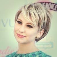 50+ Profile mit dem Suchbegriff „Adele“