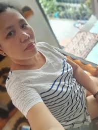 Malunggay, lemon grass at aloe vera ang sinusubukan kong paramihin dito.  Ang sarap kapag magkaroon ako ng puno ng malunggay dito.