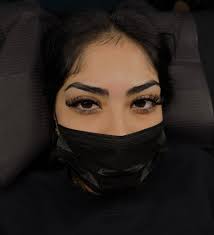 What is a good price for classic lash services for a beginner?