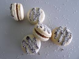 Macaron Chocolat Au Lait Noix De Coco De Christophe Felder La Cuisine De Thomas Macaron Chocolat Recette Macaron Chocolat Macaron