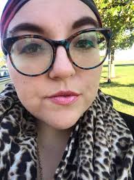 I know this is random, BUT look how cool my Sand Gloss is! 😍😍😍