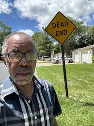 Sheila Mongan's Instagram, Twitter & Facebook