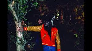 Michael jackson's 'thriller' is not just one of the great music videos ever, it's one of the best horror when you have michael jackson giving his all to one of his short films, it's going to be impressive. Behind The Scenes Of Michael Jackson S Thriller