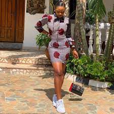 #modèle en pagne#mode #wax salut à tous, bienvenue dans notre chaîne inspiration fashion style, dans cette chaîne, nous partageons différents styles de mode. Robe Wax Tennis Chic Tout Chic En Pagne Facebook