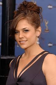 Kelly Albanese's Instagram, Twitter & Facebook