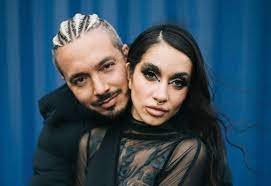 Nació el 12 de febrero de 2000 en quilmes, buenos aires, argentina. J Balvin Y Maria Becerra Tienen A Punto Su Colaboracion Que Mas Pues Con Un Videoclip De Accion Musica Cadena 100