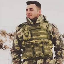 Haberleri sayfasında i̇dlib şehit ile ilgili tüm haberleri, gelişmeleri ve son dakika haberlerini okuyabilirsiniz. Son Dakika Haberi Msb Idlib De Radikal Gruplarin Roketli Saldirisinda 2 Asker Sehit Oldu 1 Asker Yaralandi Ntv