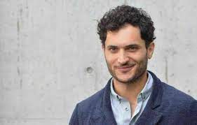 View all alessandro tersigni tv. Paradiso Delle Signore Alessandro Tersigni Che Lavoro Faceva Prima Di Diventare Famoso Solonotizie24