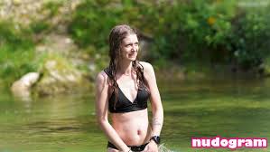 Vanessa Blank  Wild Woman Bushcraft  thebarbieblank   vanessablank_adventure Nude Leaks OnlyFans Photo 59 - Nudogram v2.1