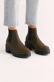 Dr Martens Rometty Chelsea Boot Free People Drmartensboots Boots Chelsea Boots Chelsea Boots Outfit