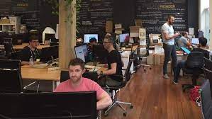 Susah ga cari kerja di australia? Lima Industri Di Australia Yang Butuh Banyak Pekerja Baru