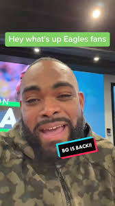 It’s officially official ✍️ #brandongraham #eagles #nflsigning #55  #HPRadicalReuse