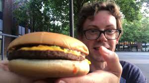 We reviewed the mcdonald's bts meal, with nuggets and two new sauces inspired by south korean flavors, that released on wednesday. Mcdouble Tex Mex Von Mcdonalds Im Test Preis Kalorien Geschmack Lohnt Er Sich Youtube