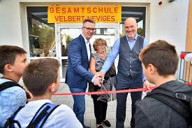 Es stehen weitere herausfordernde wochen für sie und uns an. Neue Gesamtschule Velbert Neviges Eroffnet Velbert