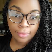 Kierra Clemons's Instagram, Twitter & Facebook