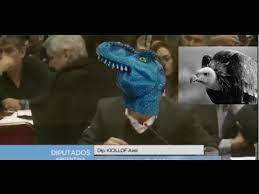 Si quieres conocer todo acerca de esto a continuación te invitamos a continuar. Kicillof A Aranguren No Le Cobren A La Gente Para Darle A Los Buitres Humor Tablero Politico