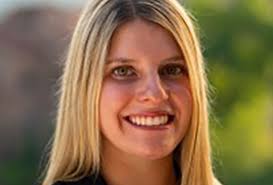 CREW Network Foundation Awards 30 Scholarships to Commercial Real Estate  Students