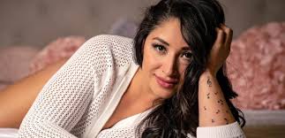 Cortney releases 'Ansias Locas' from upcoming debut album