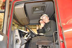 Världen i Fokus under Åkrahällskolans Öppet Hus