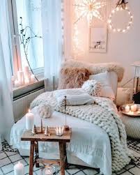 49 Diy Cozy Small Bedroom Decorating Ideas On Budget Cozy Small Bedrooms Home Decor Bedroom Small Bedroom Decor