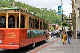 Your Smoky Mountain Getaway Starts Here | Why Gatlinburg, TN