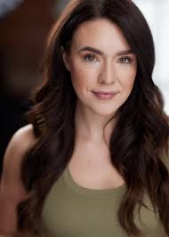 Leigh Redmond's Instagram, Twitter & Facebook