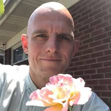 Dealing with aggressive purple dead nettle in gardens