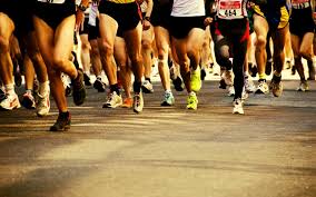 Leggendaria vittoria a piedi scalzi dell'atleta etiope abele bikila alle olimpiadi di roma del 1960. Maratona Storia E Curiosita Dei 42 195 Km