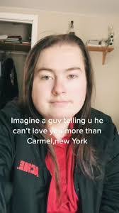 Tracy Devane's Instagram, Twitter & Facebook