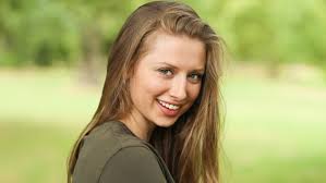 Ellie Heydon of Siberian Lights Gets On Point With PRAGMA