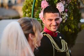 Utilizan para ello la mejor calidad para el traje: Boda En Granada De Ana Jorge Hotel Granada Center
